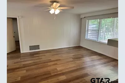1435 Glenrose St., Tyler, TX 75701 - Photo 9