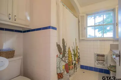 401 E 3rd St, Tyler, TX 75701 - Photo 23