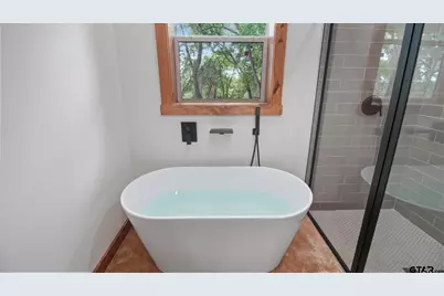 22522 Pine Street, Flint, TX 75762 - Photo 17