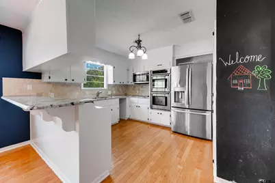 2015 Court Dr, Palestine, TX 75803 - Photo 11