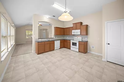 5918 Mesquite Dr, Tyler, TX 75707 - Photo 11