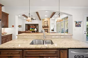 7311 Cross Rd, Tyler, TX 75703 - Photo 9