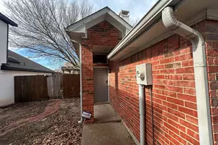 2084 Stillwater, Lewisville, TX 75067 - Photo 5