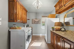 570 Co Rd 4120, Jacksonville, TX 75766 - Photo 27