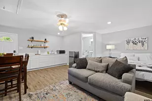 1021 N Montgomery St, Gilmer, TX 75644 - Photo 37