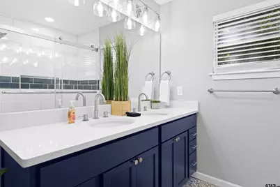 1021 N Montgomery St, Gilmer, TX 75644 - Photo 23