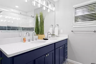 1021 N Montgomery St, Gilmer, TX 75644 - Photo 23