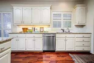 1418 Hollytree Pl, Tyler, TX 75703 - Photo 19