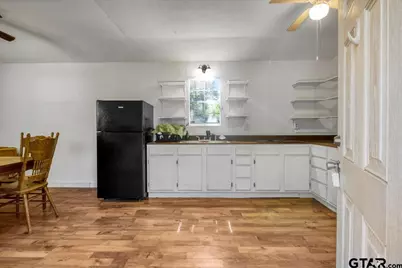 23207 Holly Road, Mineola, TX 75773 - Photo 3