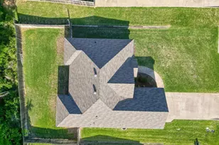 1725 Austin Dr, Tyler, TX 75701 - Photo 3