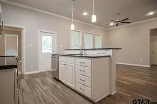 1725 Austin Dr, Tyler, TX 75701 - Photo 5