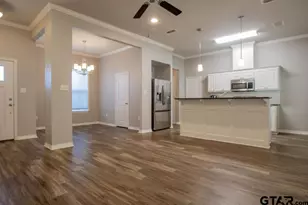 1725 Austin Dr, Tyler, TX 75701 - Photo 7