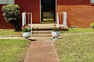 2408 Hunter St, Tyler, TX 75701 - Photo 3