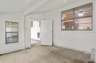 101 Candy, Pittsburg, TX 75686 - Photo 35