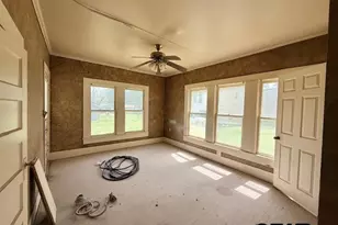 803 Kelly St, Jacksonville, TX 75766 - Photo 7