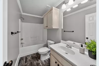 919 Corey, Whitehouse, TX 75791 - Photo 9