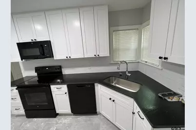 1211 Cochran, Tyler, TX 75702 - Photo 9