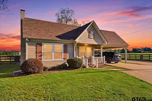 911 E McDonald, Mineola, TX 75773 - Photo 1