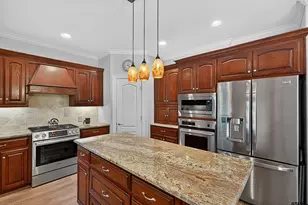 495 Honeysuckle Ln, Hallsville, TX 75650 - Photo 11