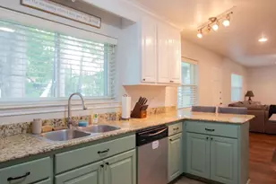 2110 Inwood Cir, Tyler, TX 75701 - Photo 11