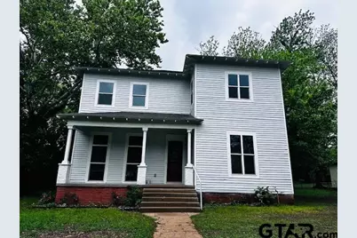 917 N Jackson St, Palestine, TX 75801 - Photo 1