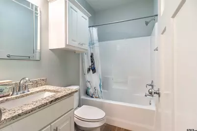 2802 Valley View St, Tyler, TX 75701 - Photo 15