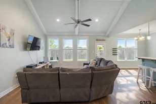 2802 Valley View St, Tyler, TX 75701 - Photo 5