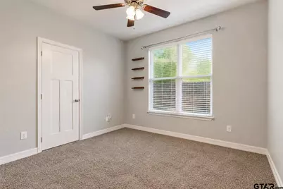 2802 Valley View St, Tyler, TX 75701 - Photo 15