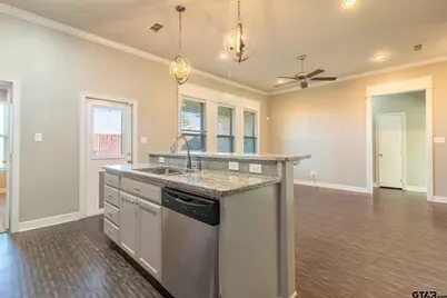 2806 Valley View St, Tyler, TX 75701 - Photo 17