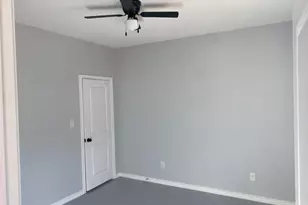 19213 Hillside Dr, Tyler, TX 75703 - Photo 9