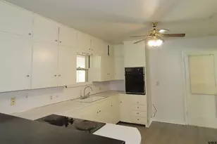 501 Mt Sylvan St, Lindale, TX 75771 - Photo 17