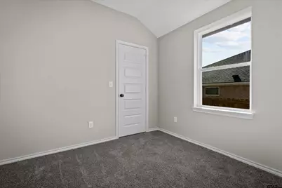 16517 Crossing Circle, Lindale, TX 75771 - Photo 19