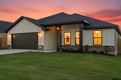 16517 Crossing Circle, Lindale, TX 75771 - Photo 1