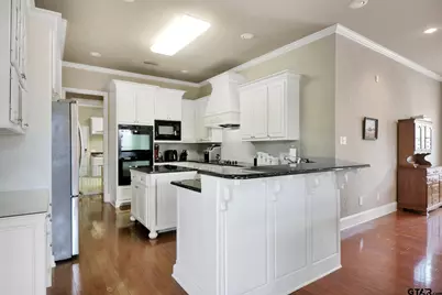 2222 Kennebunk Ln, Tyler, TX 75703 - Photo 9
