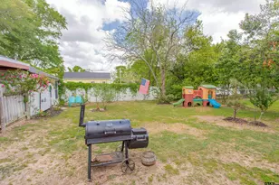 212 Smith St, Henderson, TX 75654 - Photo 27