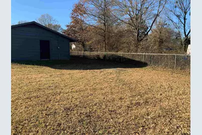 304 SW 6th St, Bogata, TX 75417 - Photo 27