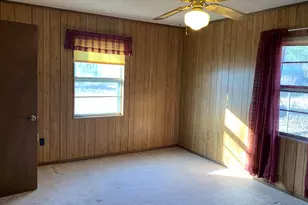 304 SW 6th St, Bogata, TX 75417 - Photo 19