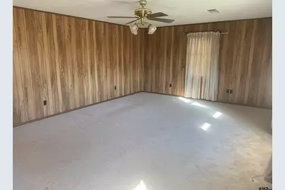 304 SW 6th St, Bogata, TX 75417 - Photo 7