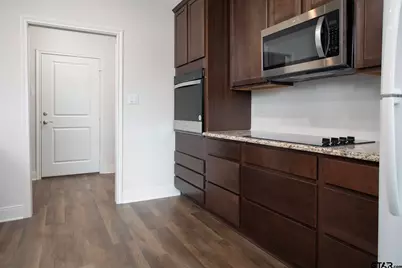 6143 Hamilton Meadows Way, Tyler, TX 75703 - Photo 5