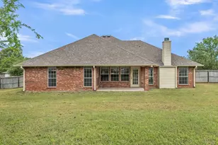 818 Greenwood Cir, Lindale, TX 75771 - Photo 33