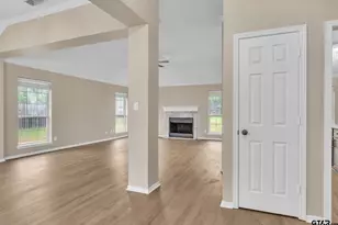 818 Greenwood Cir, Lindale, TX 75771 - Photo 5