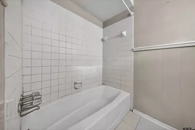 4304 Edinburgh, Tyler, TX 75703 - Photo 13