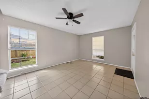 4304 Edinburgh, Tyler, TX 75703 - Photo 5