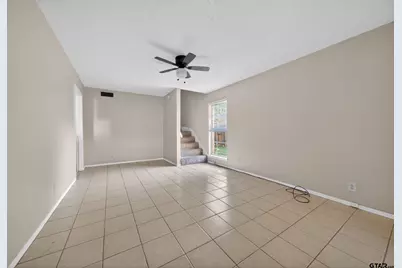 4304 Edinburgh, Tyler, TX 75703 - Photo 3