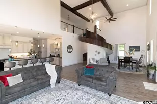 19777 C R 2152, Troup, TX 75789 - Photo 9