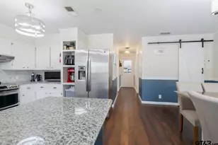 9823 County Rd 2228, Whitehouse, TX 75791 - Photo 17