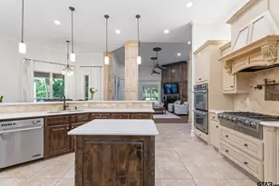 1915 Stoneleaf Dr, Tyler, TX 75703 - Photo 11