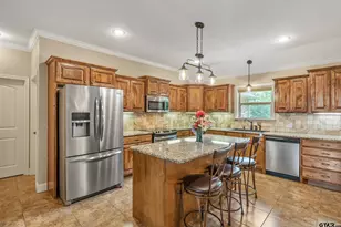 13553 Country Glen, Tyler, TX 75706 - Photo 9