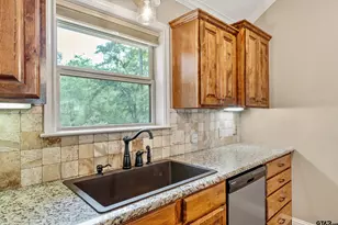 13553 Country Glen, Tyler, TX 75706 - Photo 11