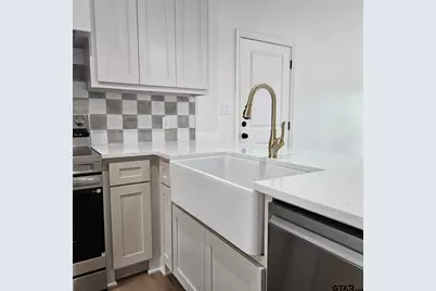 18723 Fm850 Unit 2, Arp, TX 75750 - Photo 5